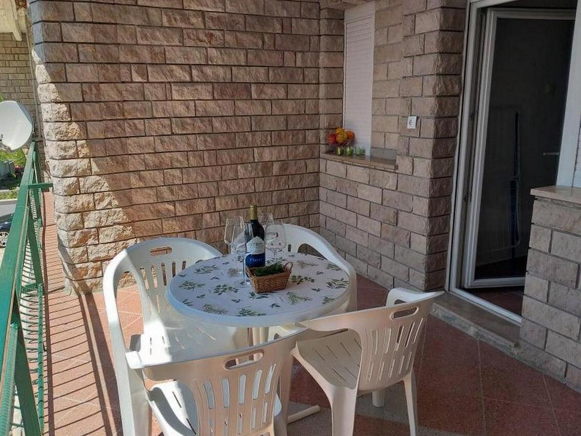 Appartamenti e camere con parcheggio Bascavoda - Baška Voda, Macarsca - Makarska - 20005