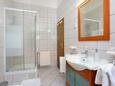 Gornje Sitno, Salle de bain 2 dans l’hébergement en type house, WiFi.