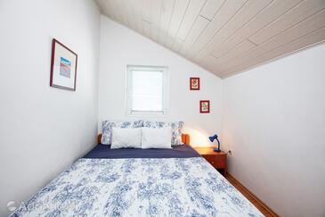 Apartmani s parkingom Pirovac, Šibenik - 20011