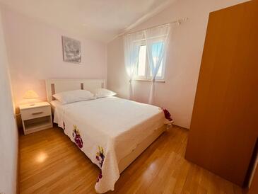 Apartmaji s parkingom Zečevo, Rogoznica - 20020