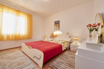 Apartments by the sea Okrug Gornji, Čiovo - 20055