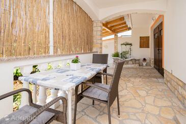 Appartamenti con parcheggio Mrljane, Pasman - 20056