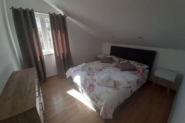 Ferienwohnungen mit Parkplatz Zavala, Hvar - 20062