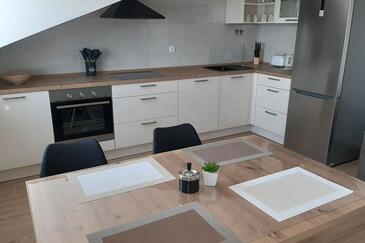 Ferienwohnungen mit Parkplatz Zavala (Hvar) - 20062