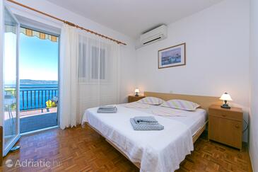 Apartments by the sea Brela, Makarska - 20075