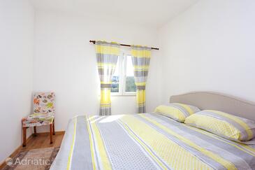 Apartments by the sea Rogoznica - 20077