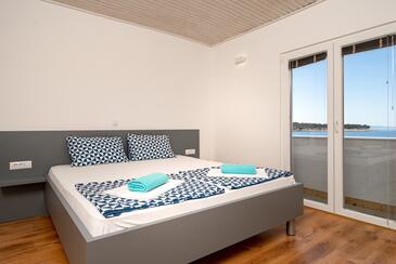 Apartmanok és szobák a tenger mellett Banjol, Rab - 2008