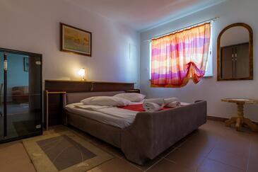 Apartamentos con parking Barbat, Rab - 20080