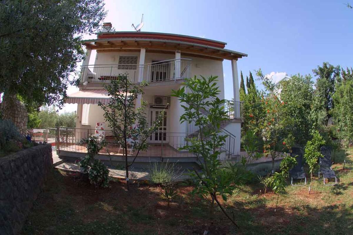 Property - Apartments with a parking space Malinska, Krk