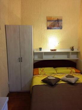 Apartments with parking space Malinska, Krk - 20090