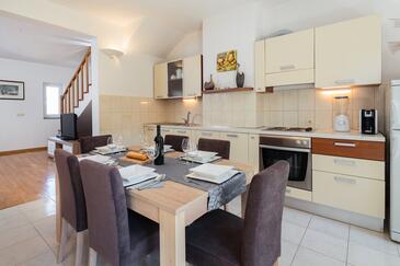 Ferienwohnungen mit Parkplatz Supetar, Brac - 20130