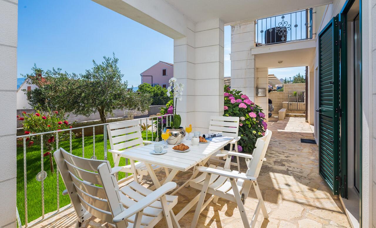 Apartmani s parkingom Supetar, Brač - 20130