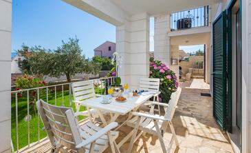 Apartments with parking space Supetar, Brač - 20130