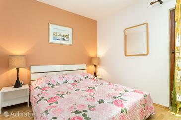 Apartments by the sea Supetar, Brač - 20134