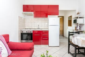 Apartments by the sea Supetar, Brač - 20134