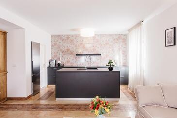 Luksuzna vila z bazenom Trilj, Zagora - 20139