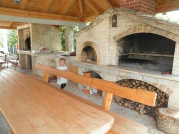 Apartments with parking space Mavarštica, Čiovo - 20141