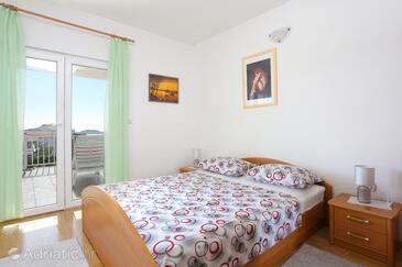 Apartments by the sea Rogoznica - 20142