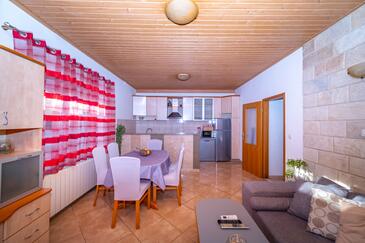 Apartments by the sea Postira, Brač - 20151