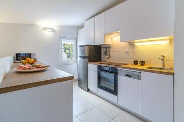 Apartmani s parkingom Sutivan, Brač - 20155
