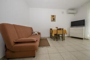 One bedroom apartment Lopar, Rab (A-20169-b)