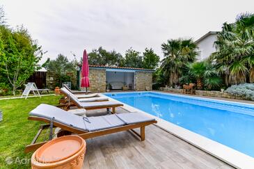 Rodinné apartmány s bazénem Barbat, Rab - 20170 Adriatic.hr