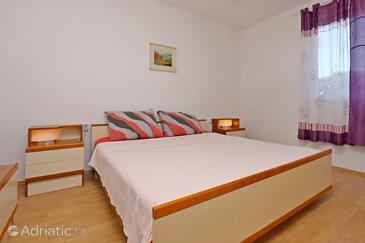 Apartamentos con parking Klenovica, Novi Vinodolski - 20174