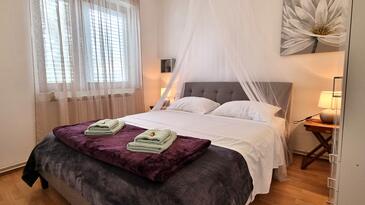 Appartamenti con piscina per famiglie Sabunike, Zara - Zadar - 20179