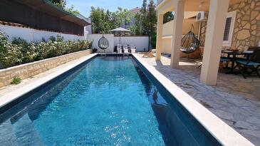 Accommodation Croatia - apartments, houses and rooms Family-friendly apartments with swimming pool Sabunike, Zadar - 20179 Adriatic.hr