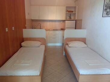 Appartamenti accanto al mare Brella - Brela, Macarsca - Makarska - 20186