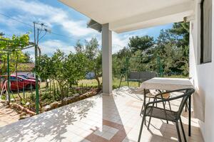 Egyszobás apartman Öböl Smrčeva Egyszobás apartman Öböl Smrčeva, Brac (A-20193-b)