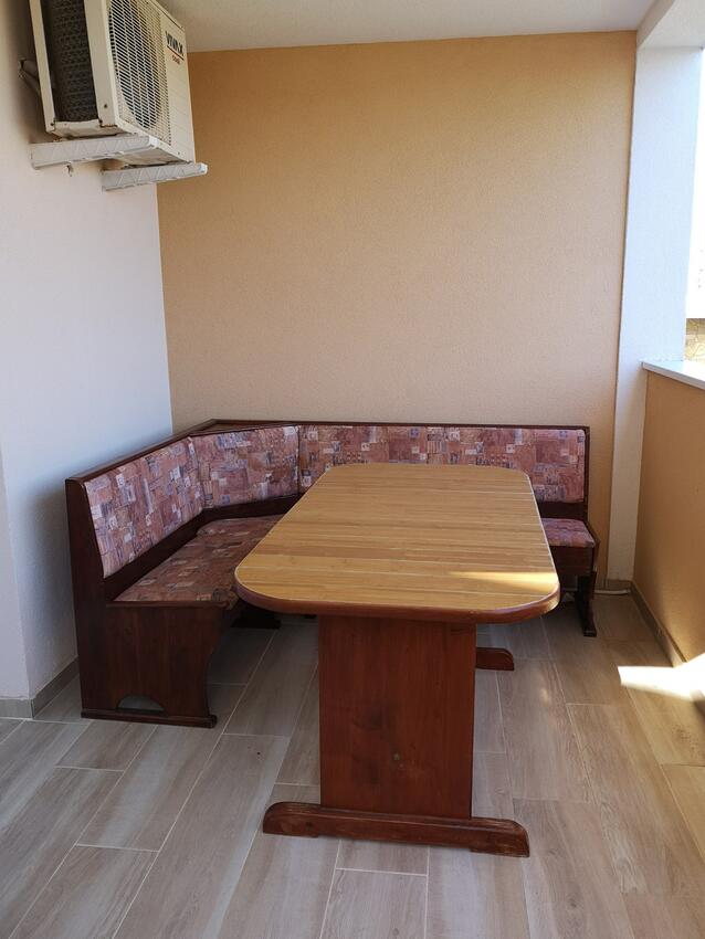 Family-friendly apartments with swimming pool Vir - 20197