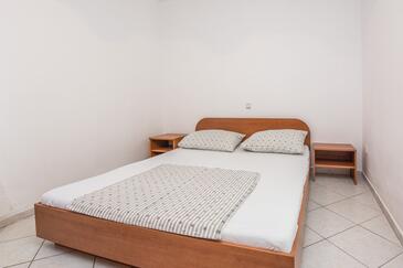 Apartments by the sea Vir - 20203