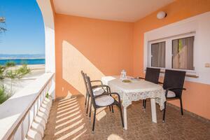 One bedroom apartment Vir (A-20203-a)