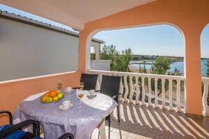 One bedroom apartment Vir (A-20203-d)