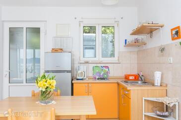 Lejligheder ved havet Zivogosce - Porat, Makarska - 20207