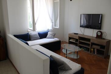 Supetar, Salon dans l’hébergement en type apartment, climatisation disponible et WiFi.