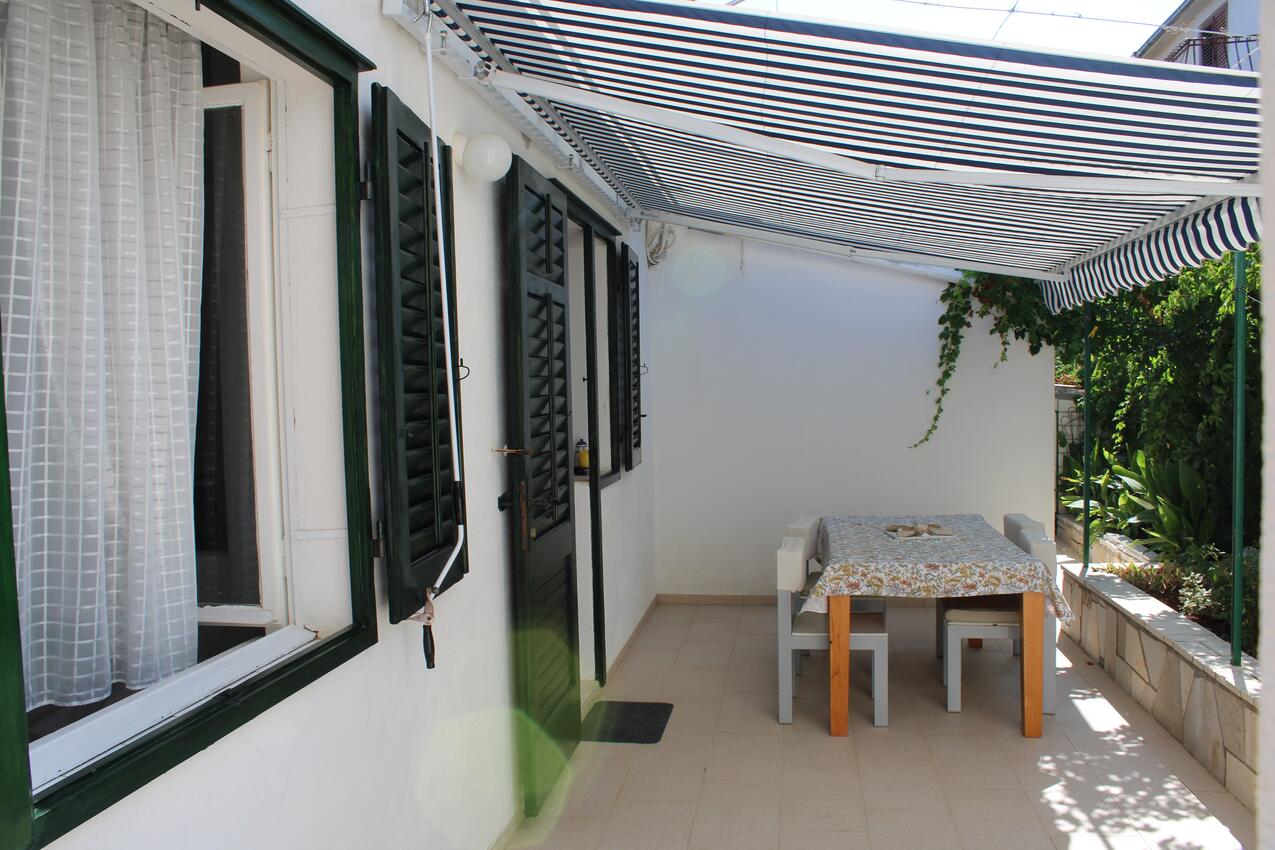 Apartmány s parkoviskom Supetar, Brač - 20219