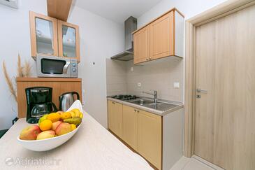 Appartamenti con parcheggio Brella - Brela, Macarsca - Makarska - 20221