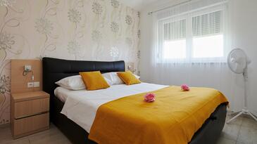 Apartments with swimming pool Mavarštica, Čiovo - 20230