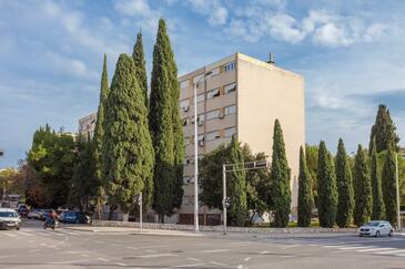 Obiekt Split, Split, Obiekt 20242 - Apartamenty ze żwirową plażą.