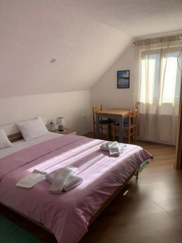 K-20257 - Private accommodation - Holiday house with a parking space Cujica Krcevina, Plitvice