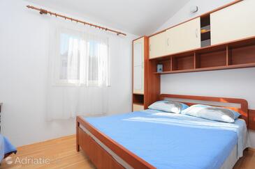 Apartmanok parkolóhellyel Slatine, Ciovo - 2030