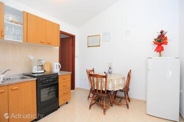 Appartamenti con parcheggio Slatine, Bua - Čiovo - 2030
