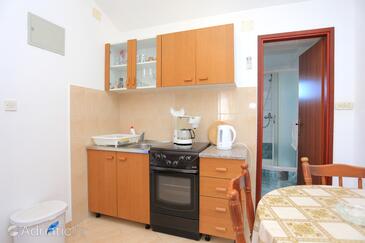 Apartmanok parkolóhellyel Slatine, Ciovo - 2030