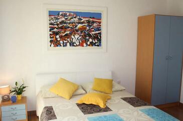 Apartments Trogir, Central Dalmatia