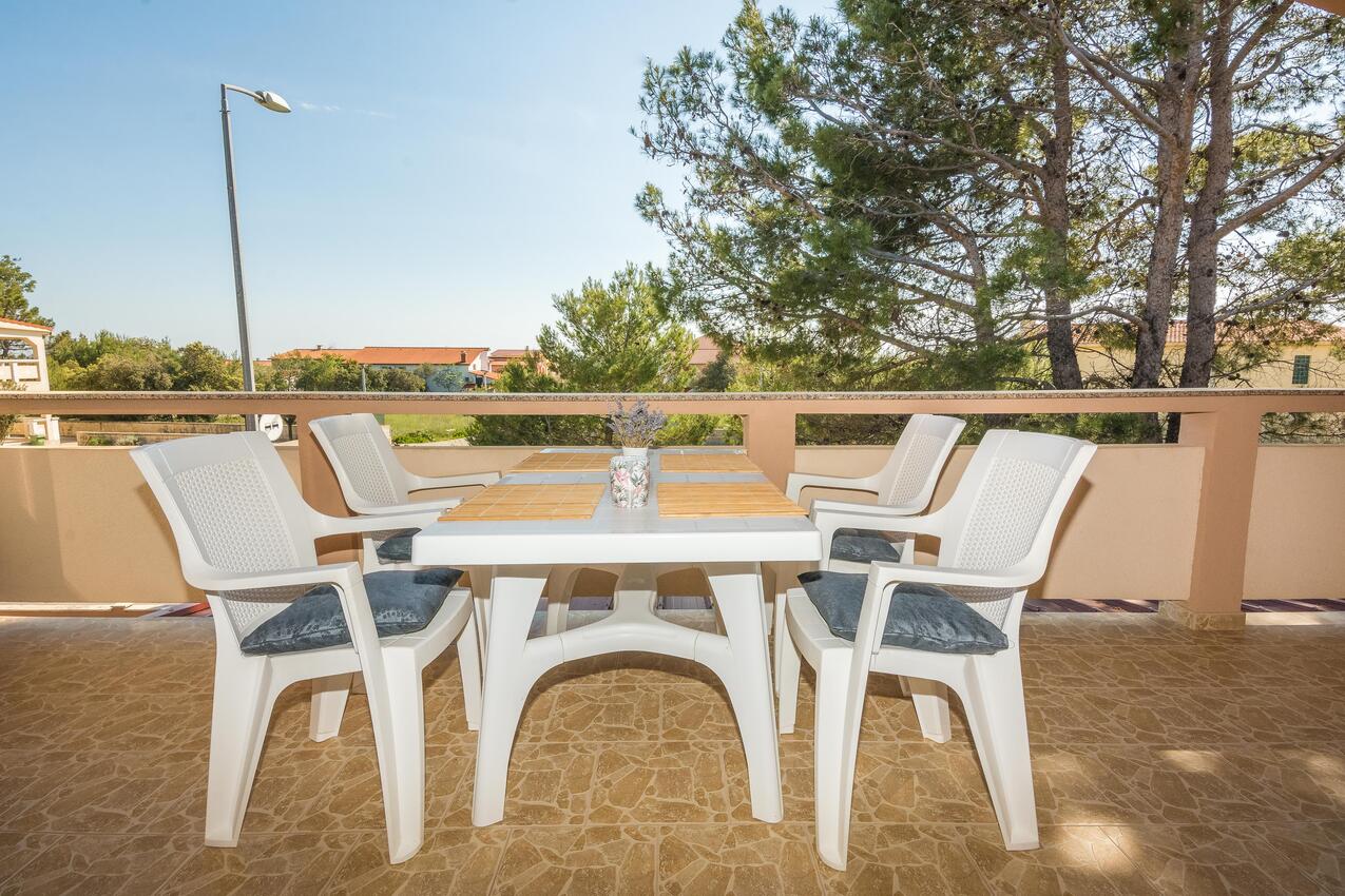 Apartmány s parkovištěm Vir - 20337
