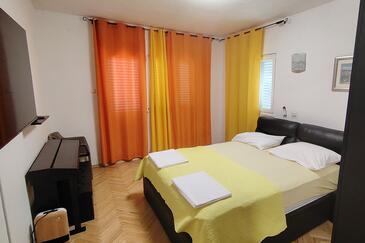 Two bedroom apartment Marina, Trogir (A-2036-a)