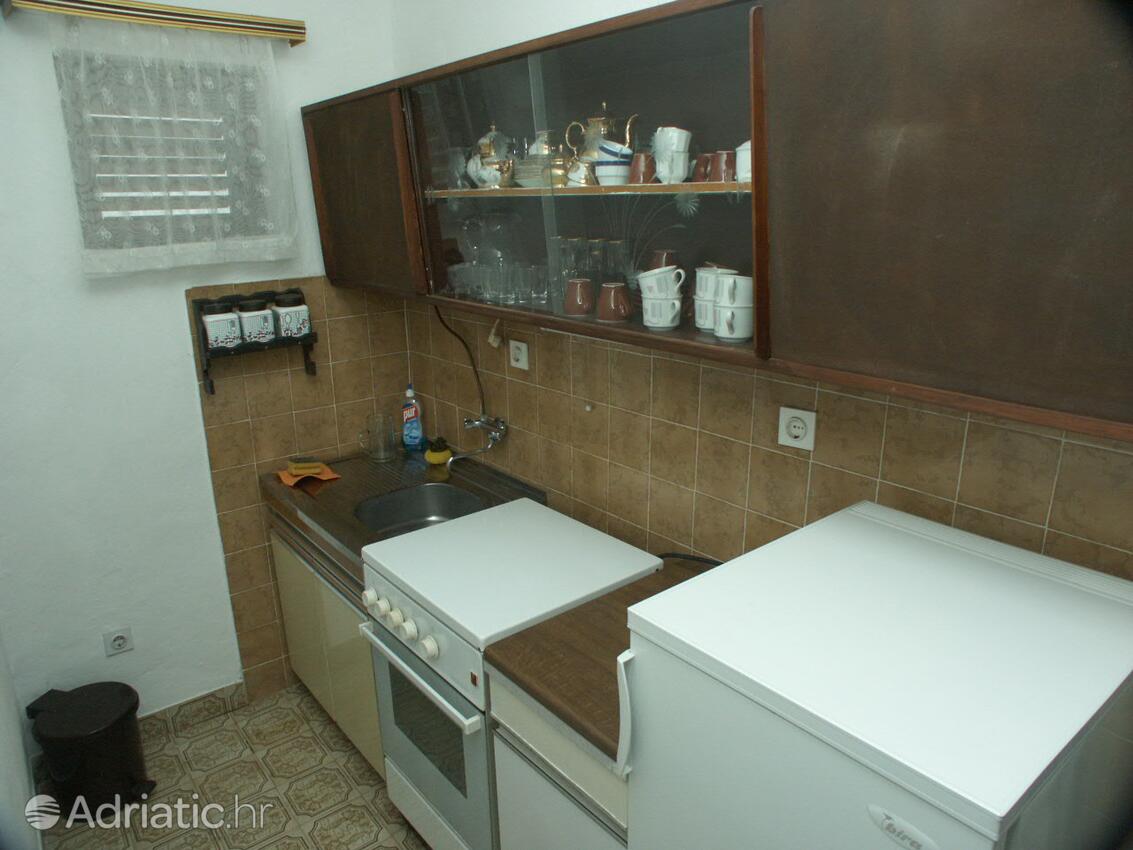 Appartamenti con parcheggio Marina, Traù - Trogir - 2036