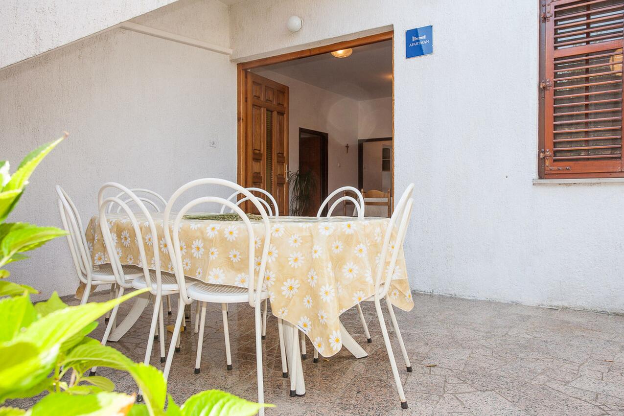 Apartmaji s parkingom Krk - 20368